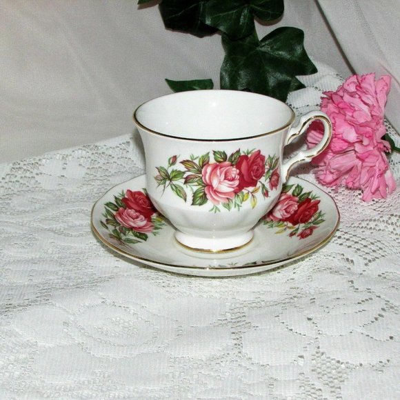 Queen Anne Vintage Bone China Cup & Saucer Pink Roses Cottagecore Teacup - Picture 4 of 8
